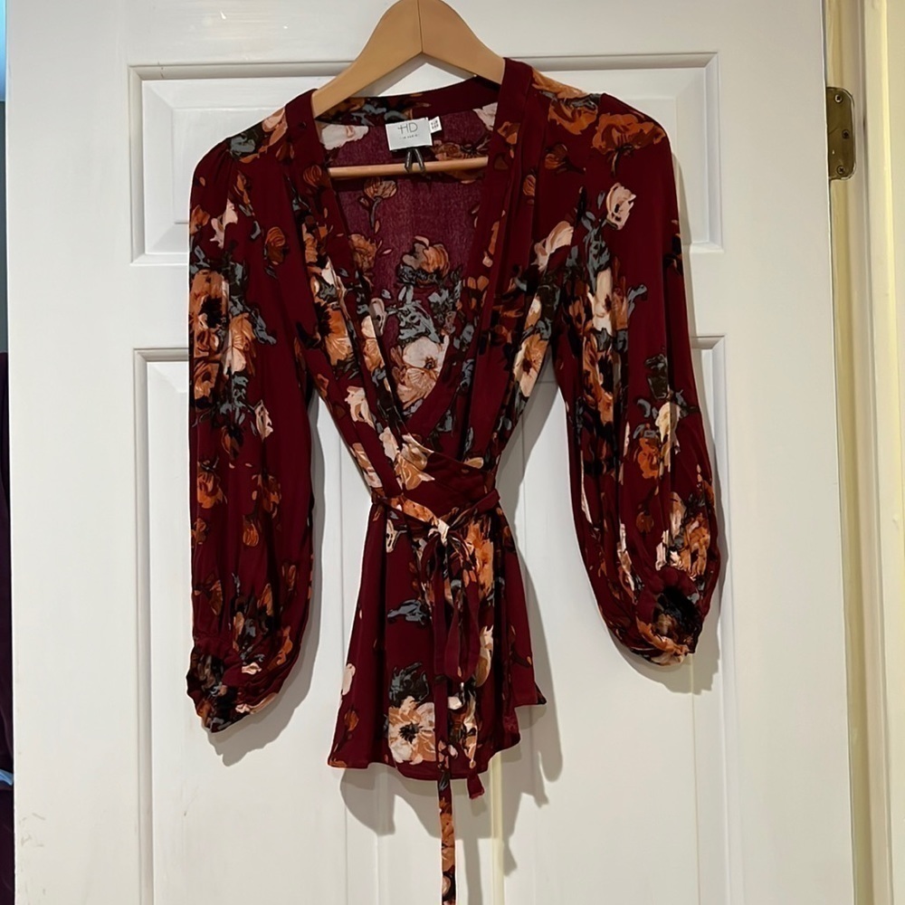 HD in Paris Wrap puff sleeve top